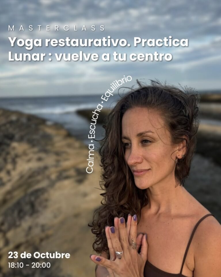 Cartel de la masterclass de Yoga restaurativo, práctica lunar, 23 de octubre en Vibra Yoga Alicante